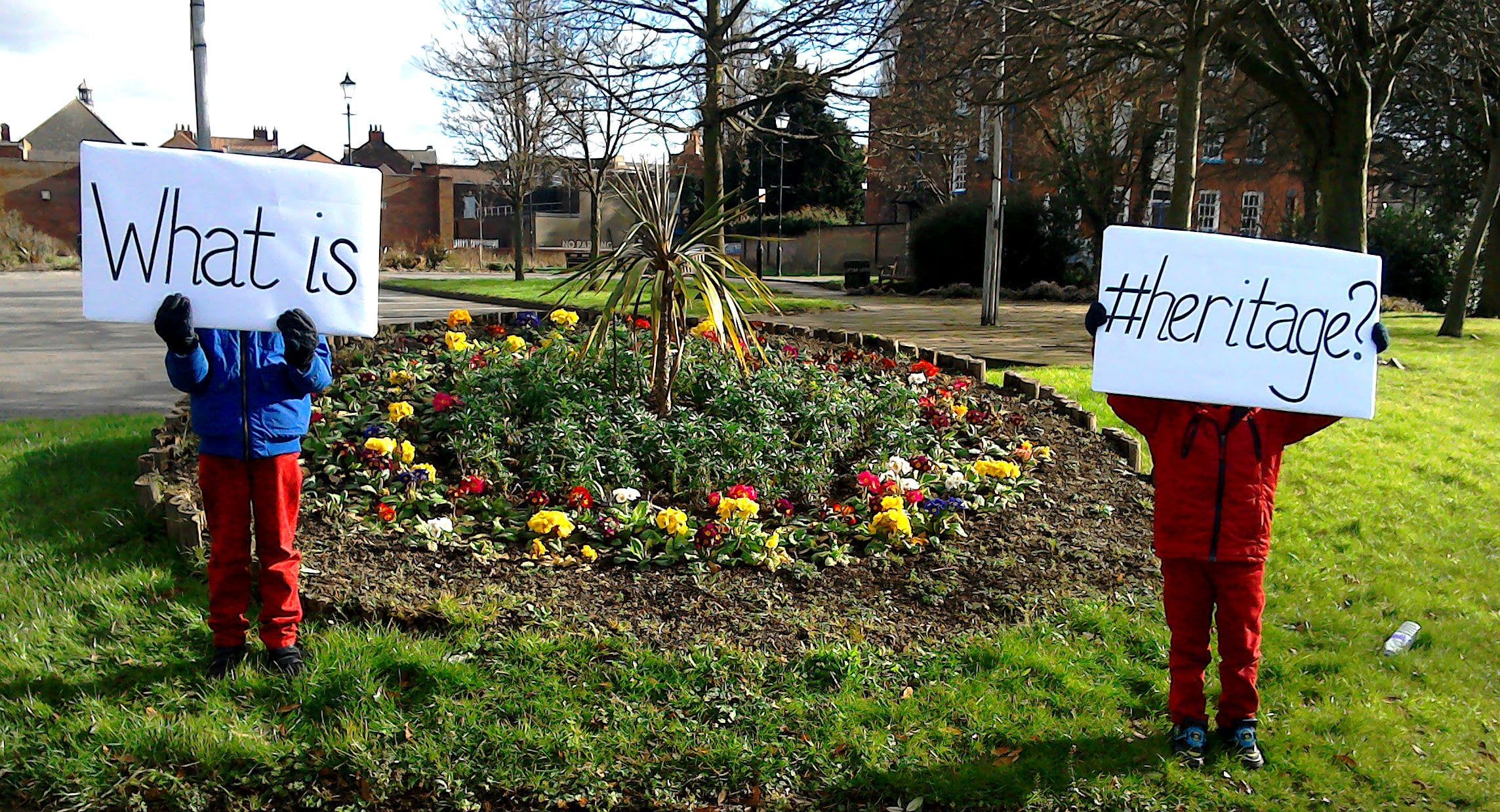 Is this #heritage? A civic flower display in Gainsborough.